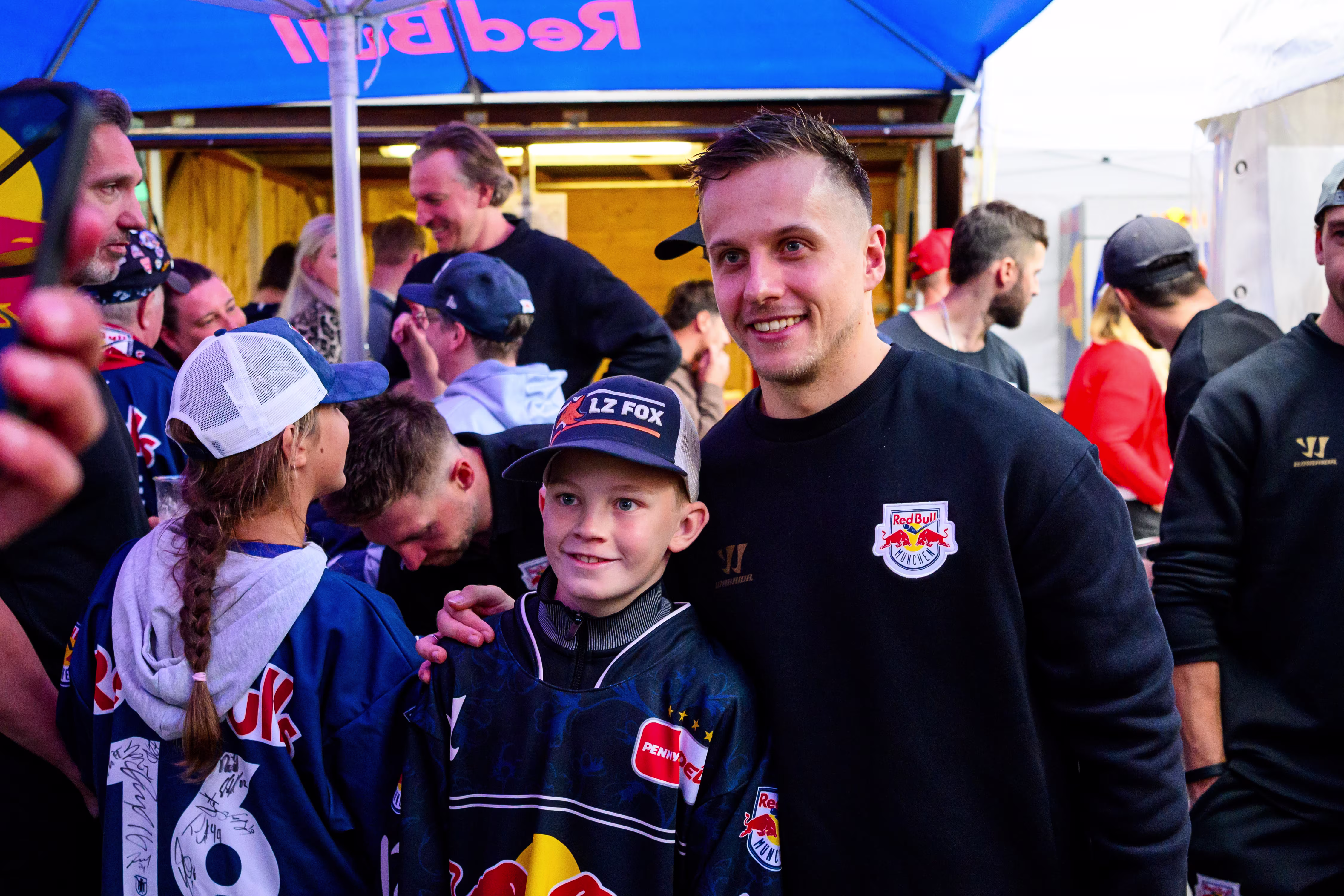 Red Bulls Salute 2026: Das Aftermovie zum internationalen Einladungsturnier
